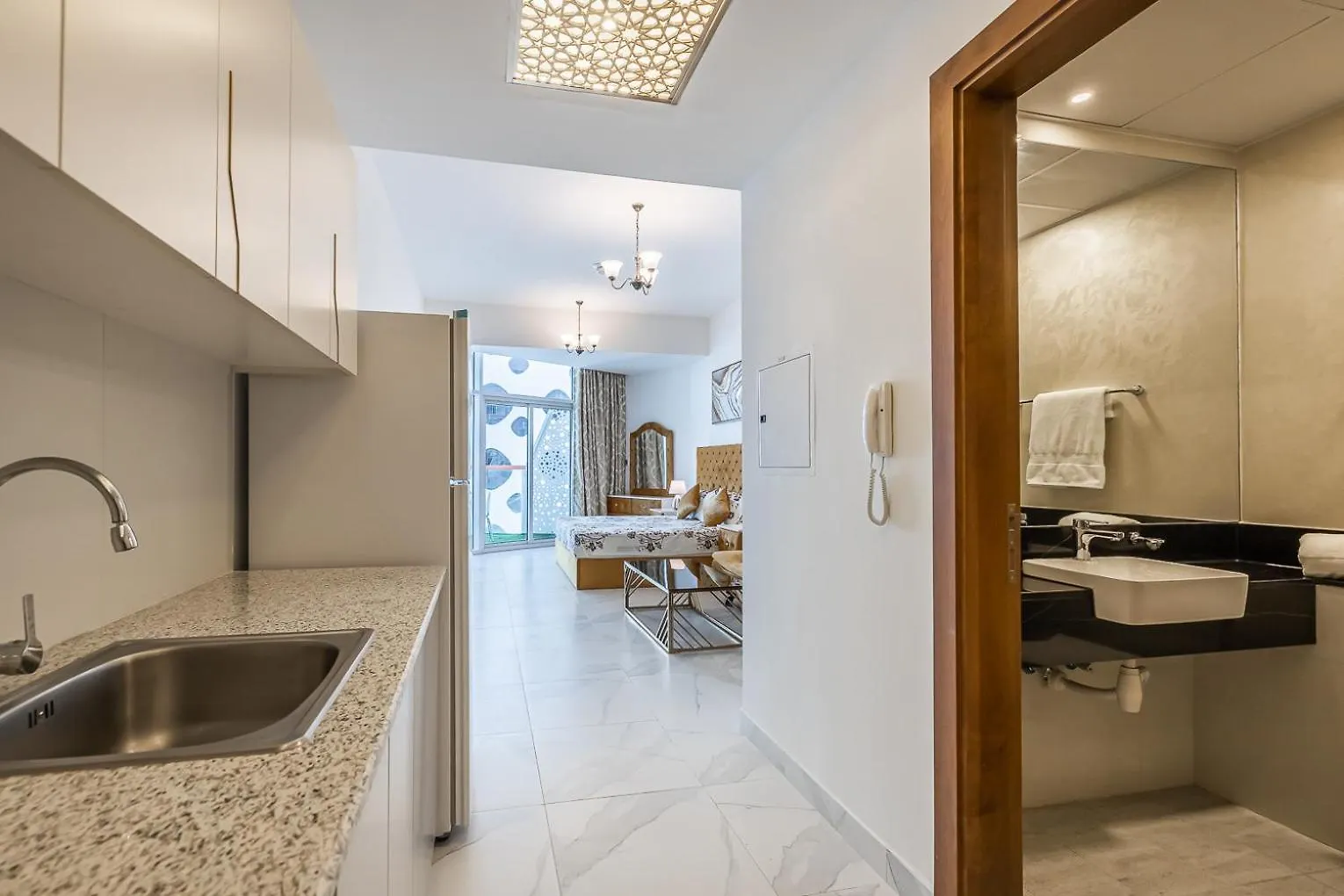 Millennium Binghatti Studio I Business Bay I Studio Dubai Apartment